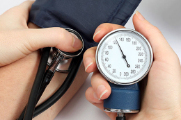 Stanovení krevního tlaku podle věku